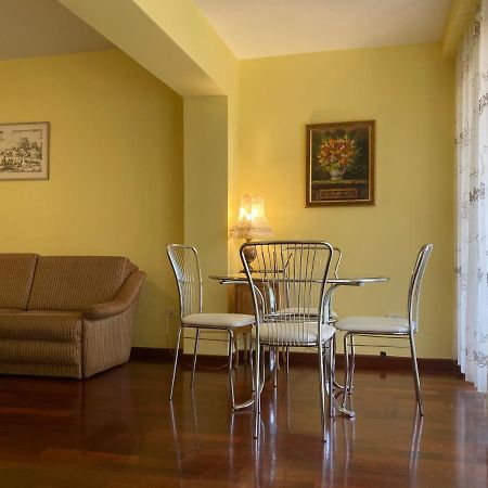 The View Apartment 3 Petrovac Buitenkant foto
