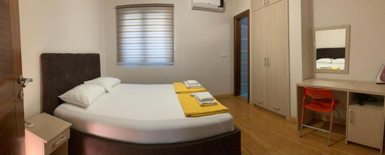The View Apartment 3 Petrovac Buitenkant foto